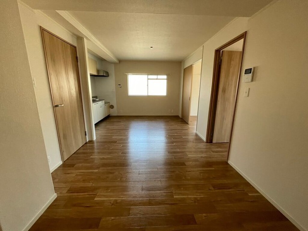 (16/31) 居室・リビング