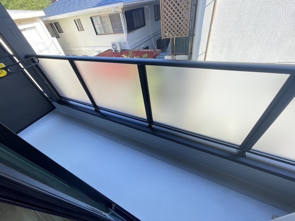 (13/28) バルコニー