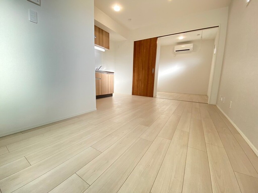 (2/24) 居室・リビング (2/24) 居室・リビング