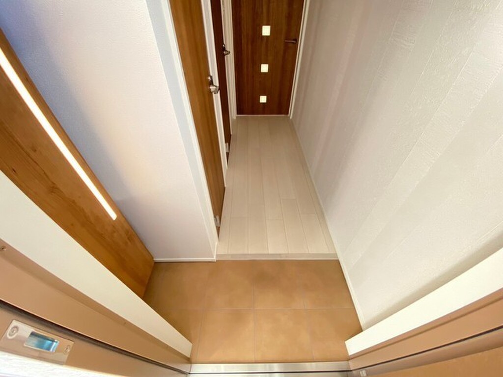 (10/24) 玄関 (10/24) 玄関