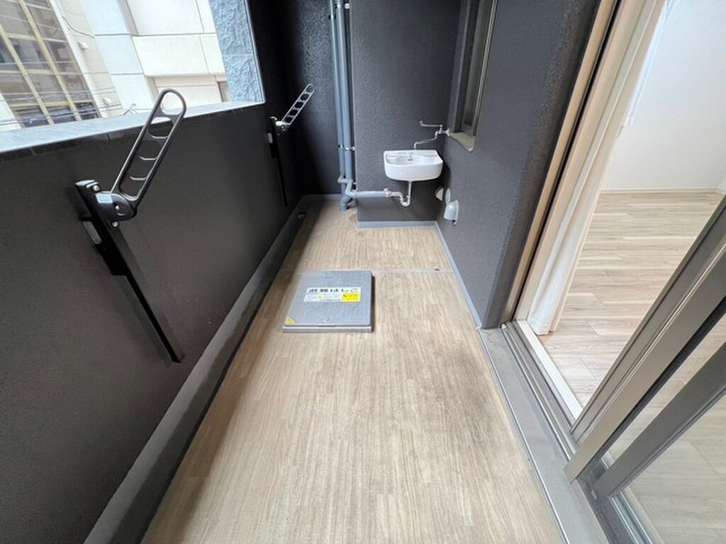 (8/18) バルコニー (8/18) バルコニー