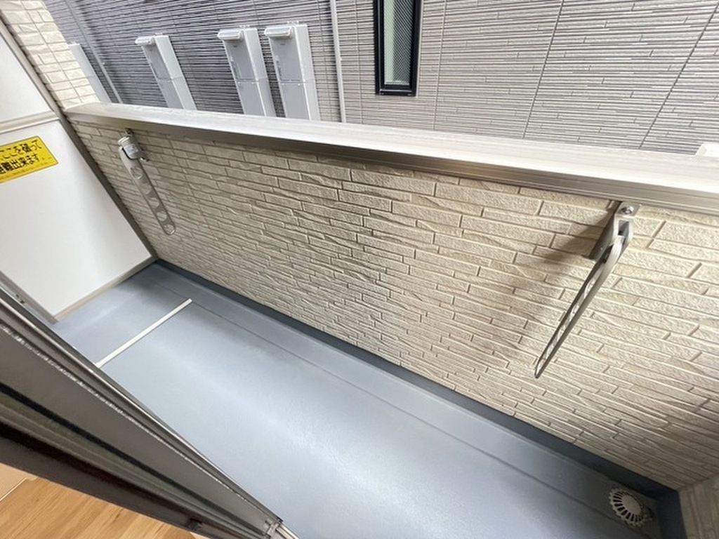 (13/19) バルコニー