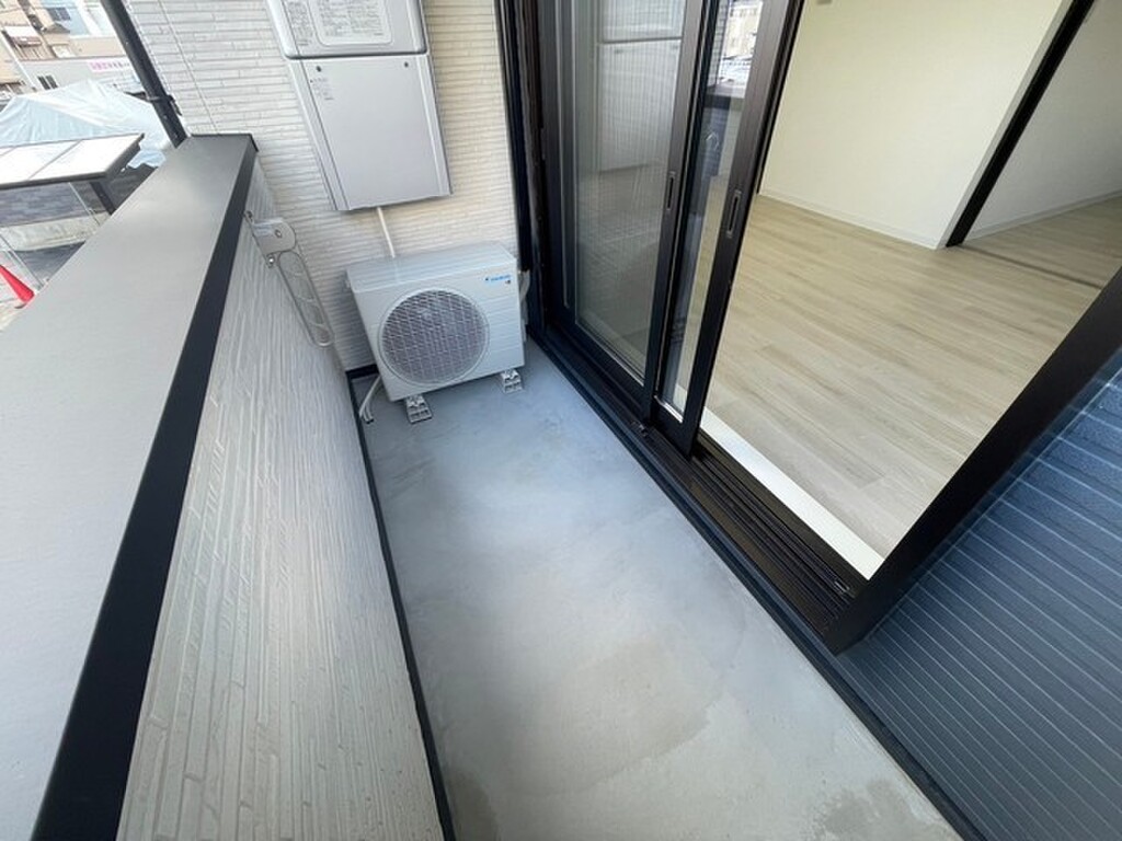 (12/24) バルコニー (12/24) バルコニー