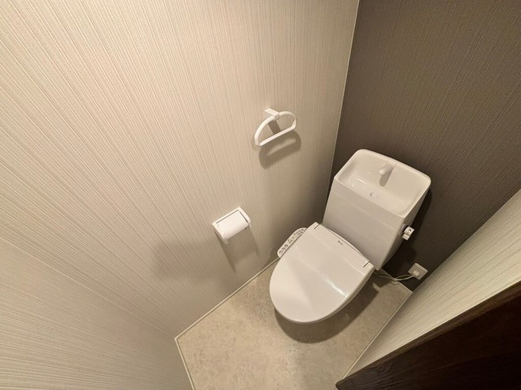 (5/33) トイレ (5/33) トイレ