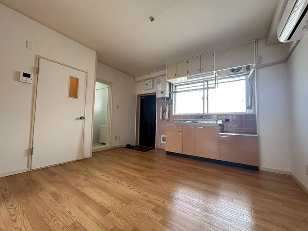 (14/21) 居室・リビング (14/21) 居室・リビング