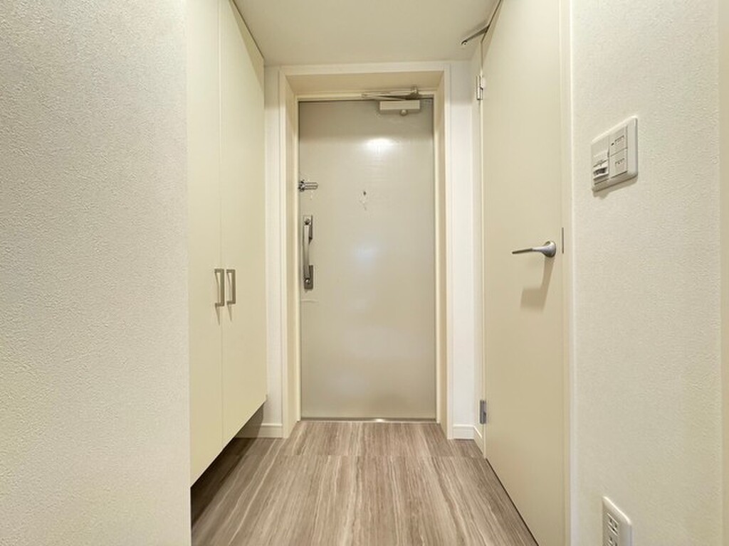 (7/19) 玄関 (7/19) 玄関