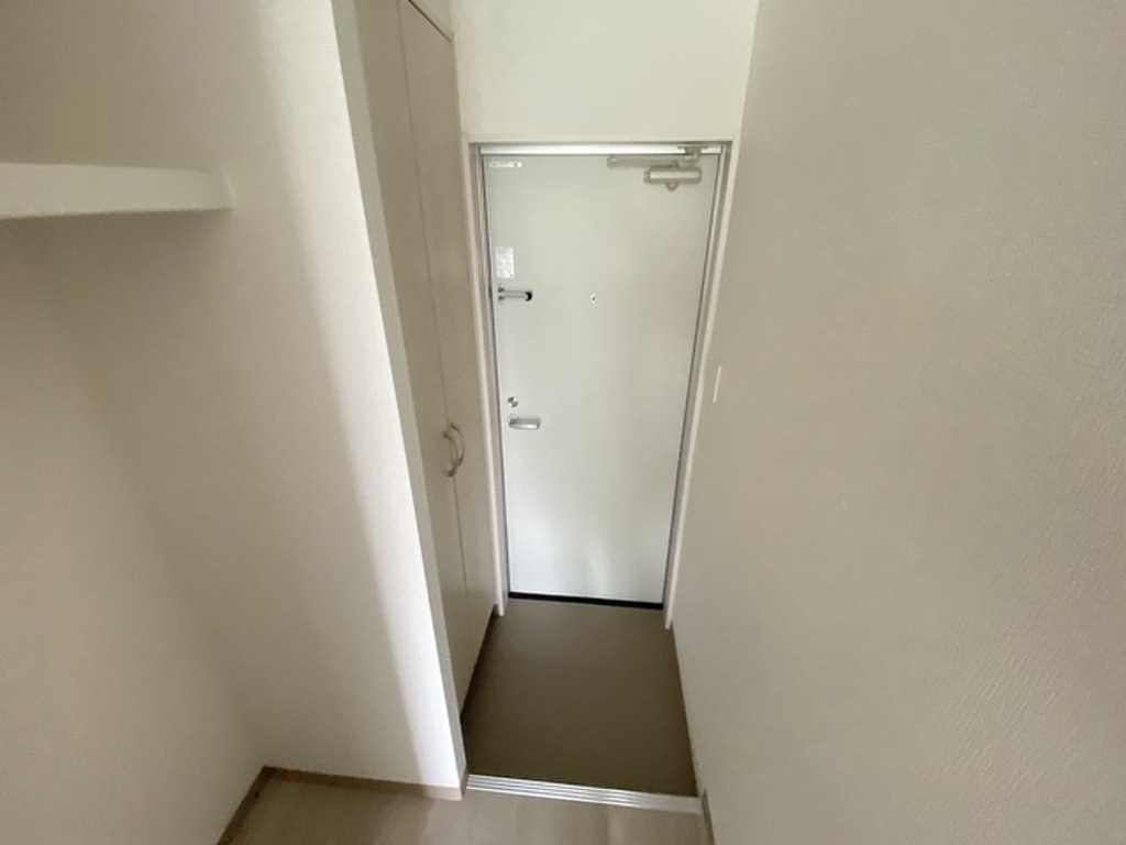 (10/22) 玄関 (10/22) 玄関