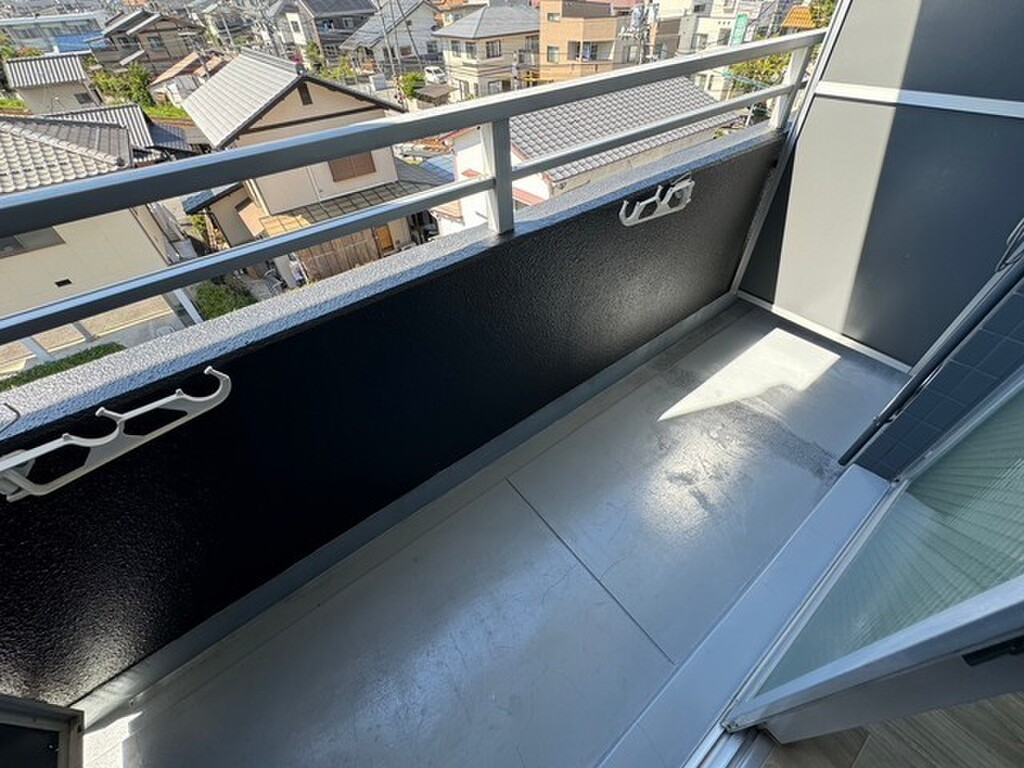 (13/26) バルコニー