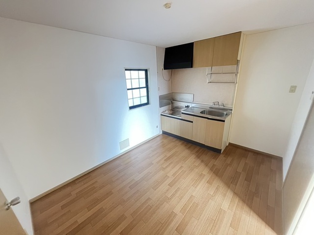 (2/18) 居室・リビング (2/18) 居室・リビング