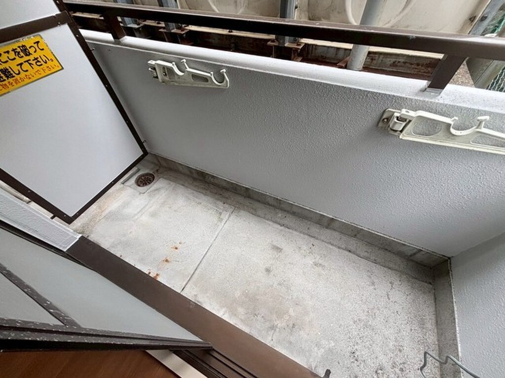 (7/27) バルコニー