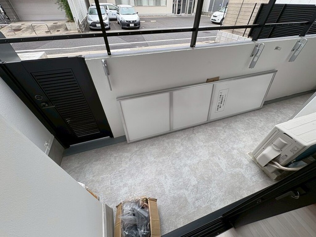 (8/24) バルコニー