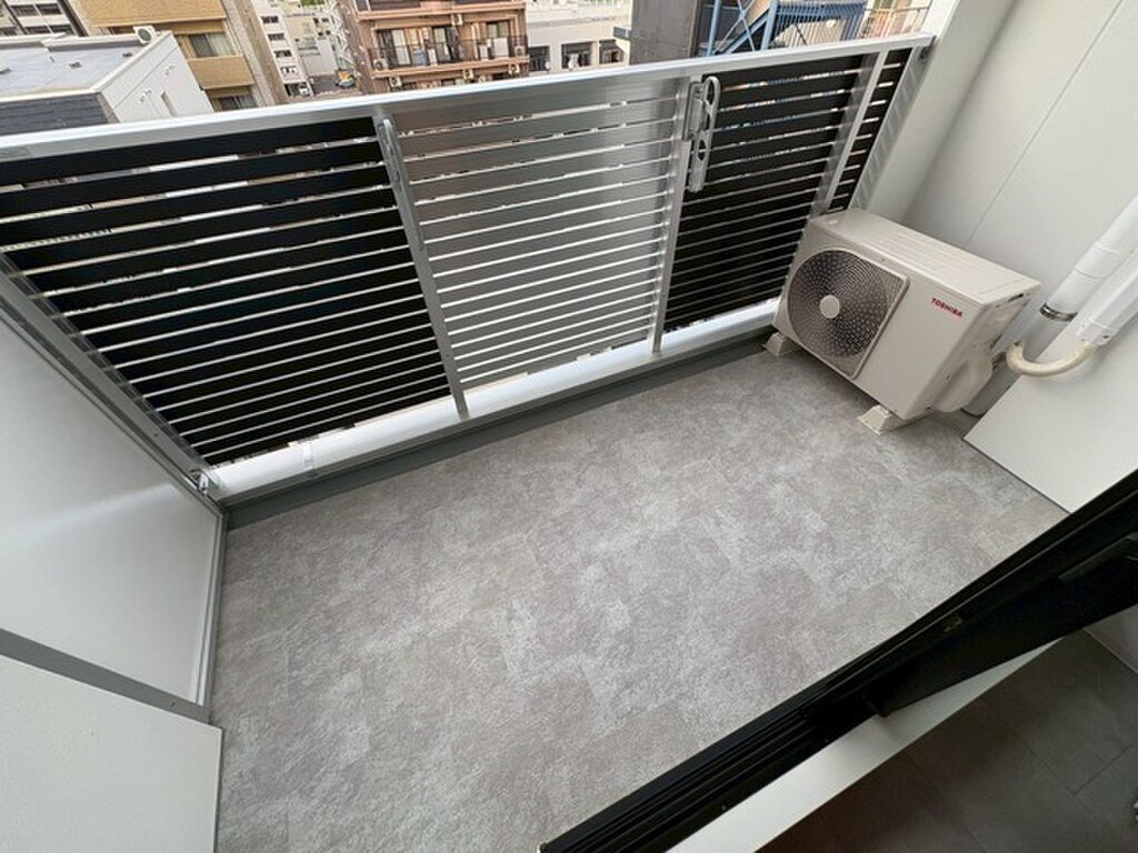 (11/24) バルコニー