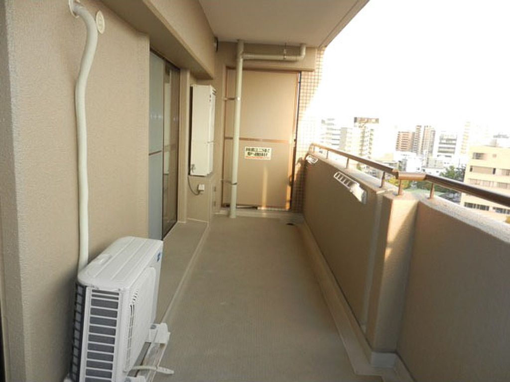 (12/27) バルコニー