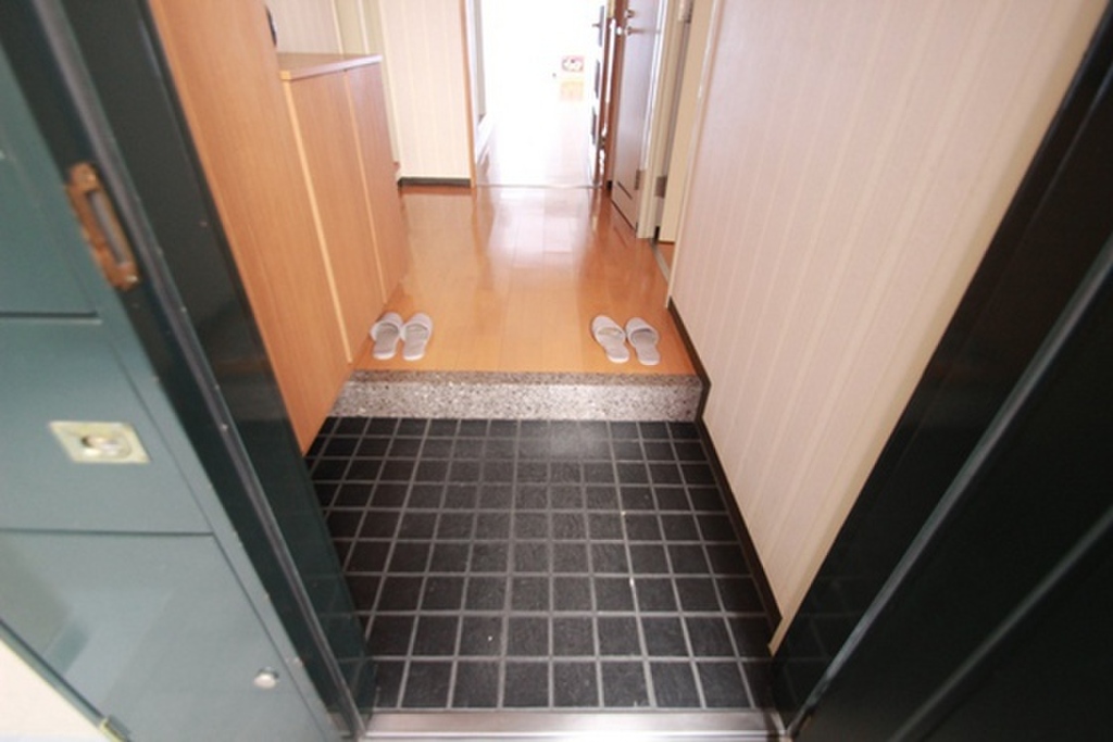 (9/30) 玄関 (9/30) 玄関