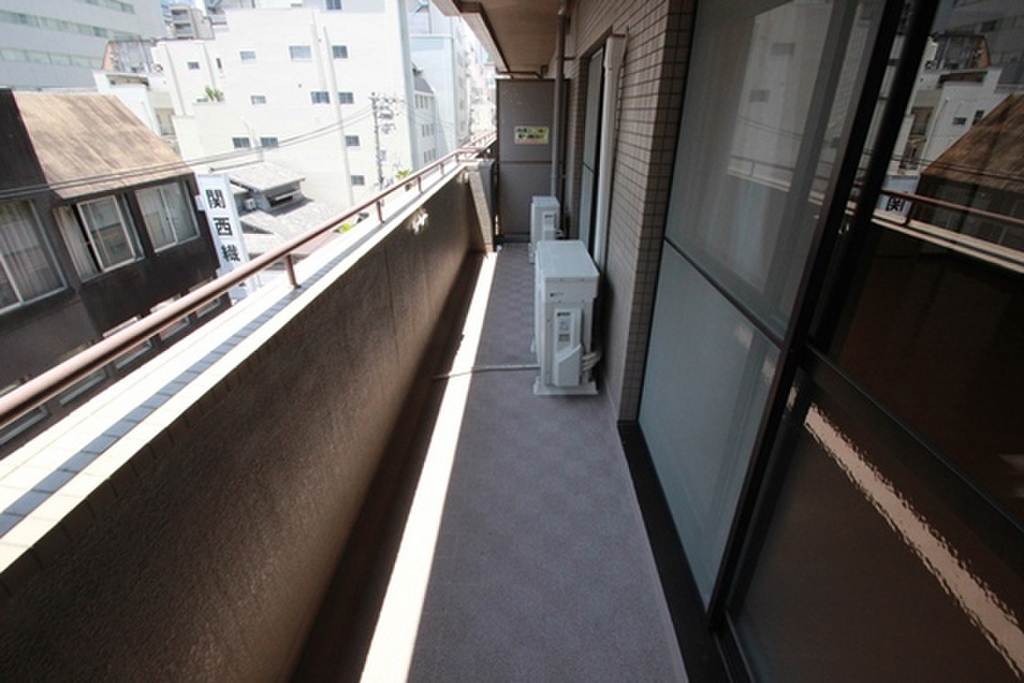 (10/30) バルコニー (10/30) バルコニー