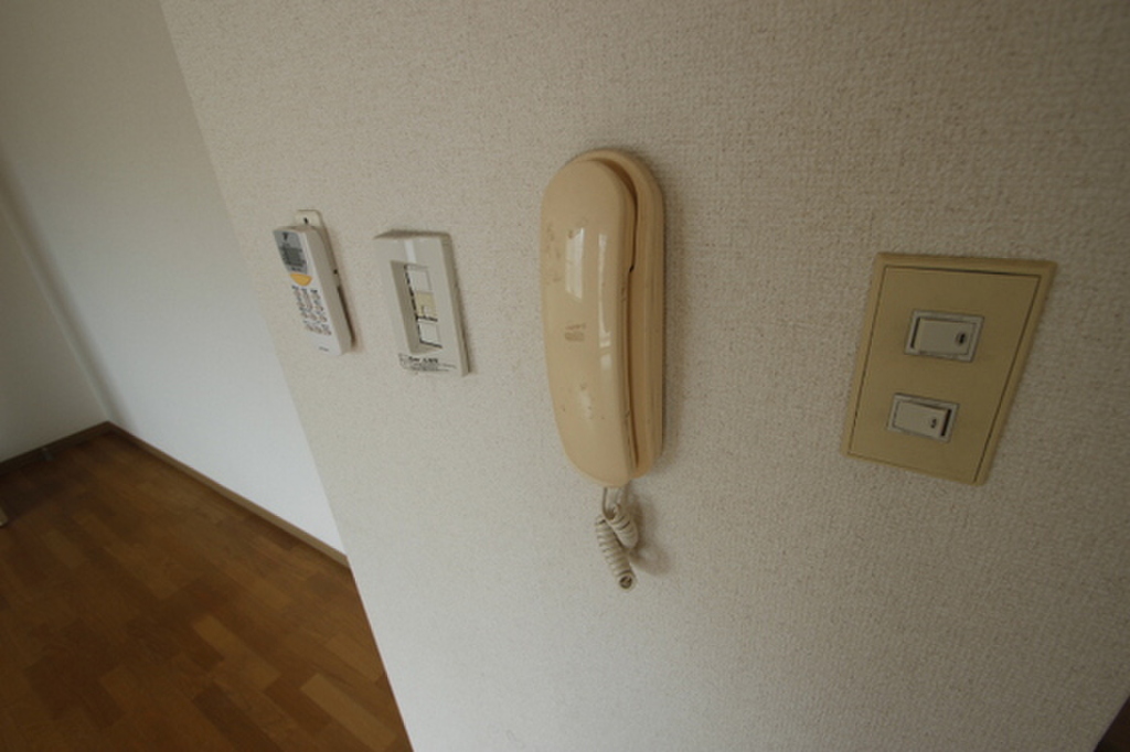 (8/21) セキュリティ (8/21) セキュリティ