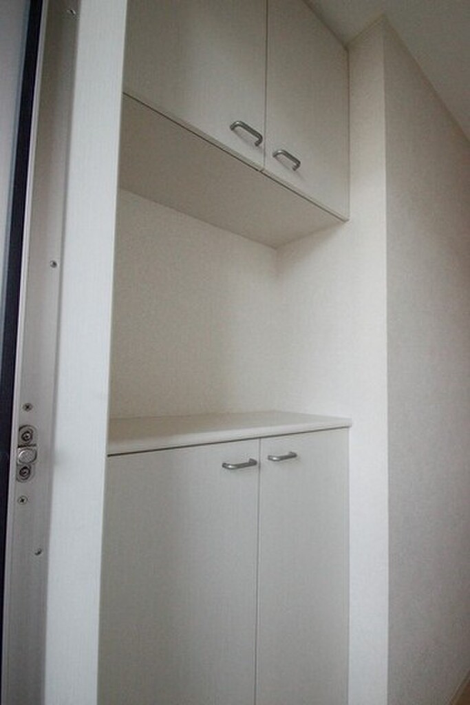 (9/25) 下駄箱 (9/25) 下駄箱