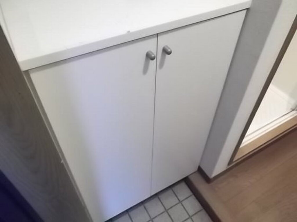 (6/24) 玄関 (6/24) 玄関