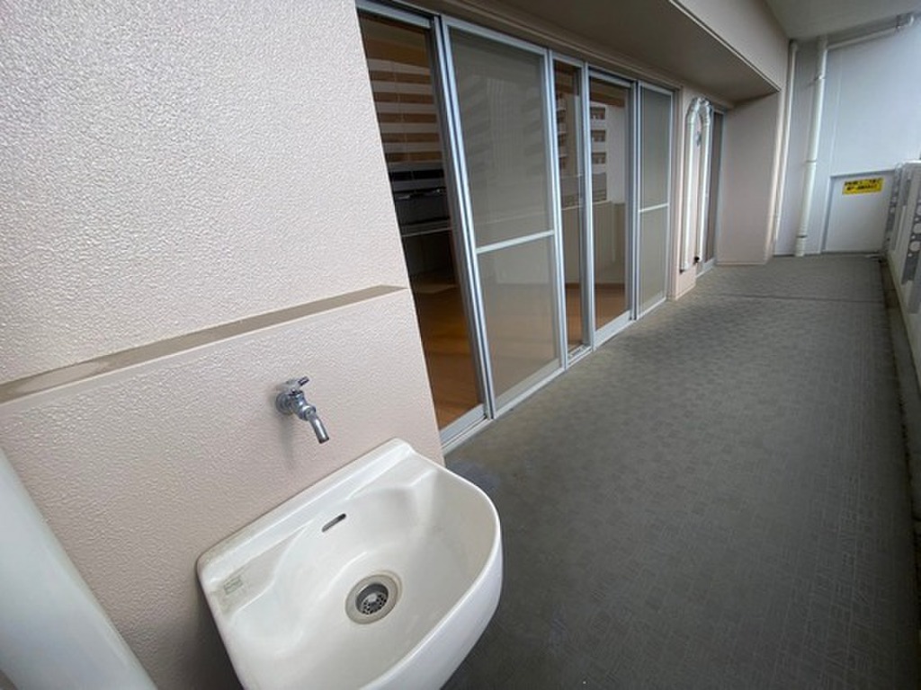 (9/22) バルコニー (9/22) バルコニー