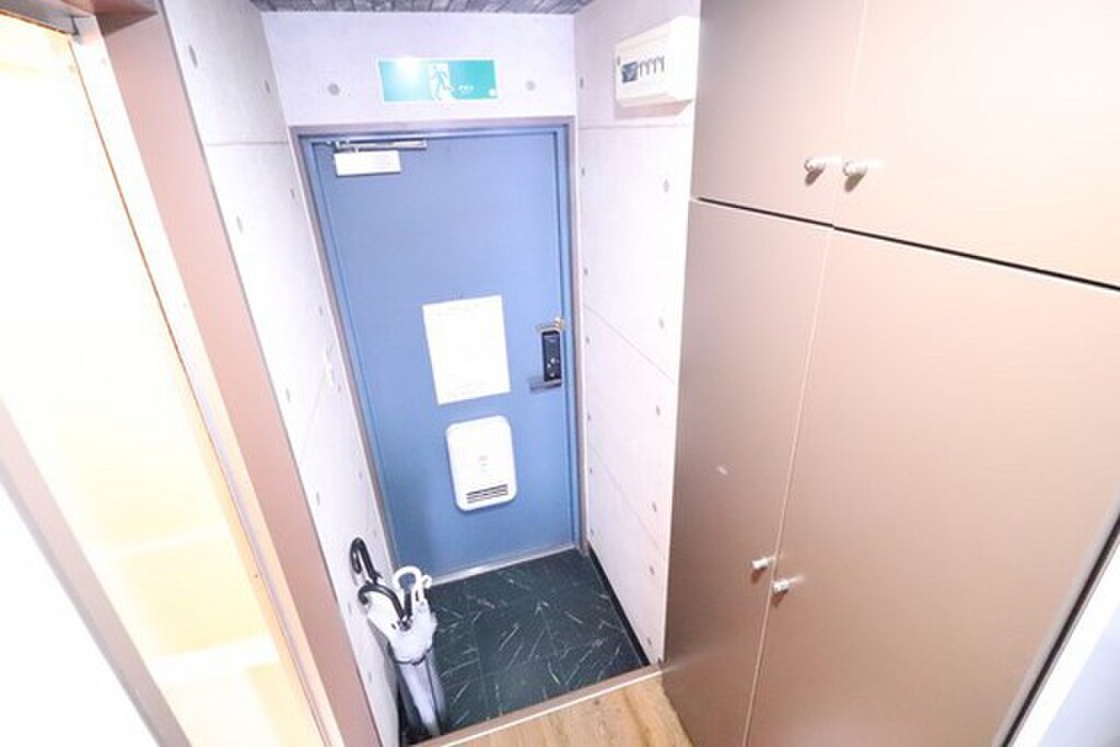 (10/19) 玄関 (10/19) 玄関