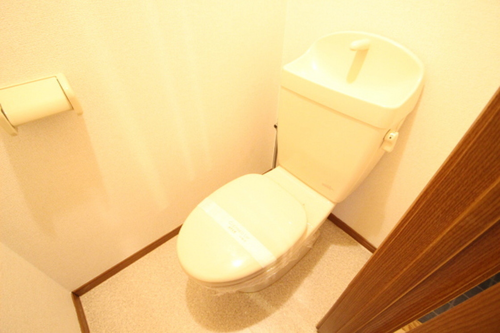 (5/22) トイレ (5/22) トイレ