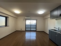 コンフォール空港通り