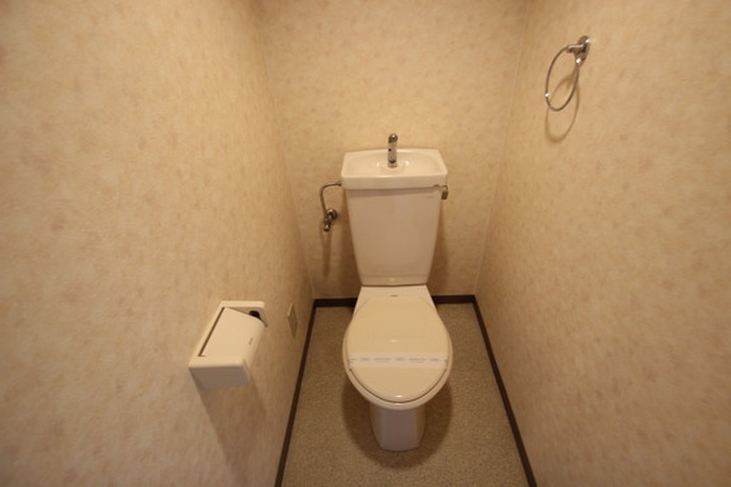 (5/23) ※別室の写真です (5/23) ※別室の写真です