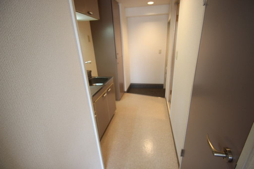 (8/23) ※別室の写真です (8/23) ※別室の写真です