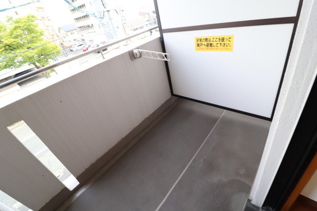 CUBICLE・F