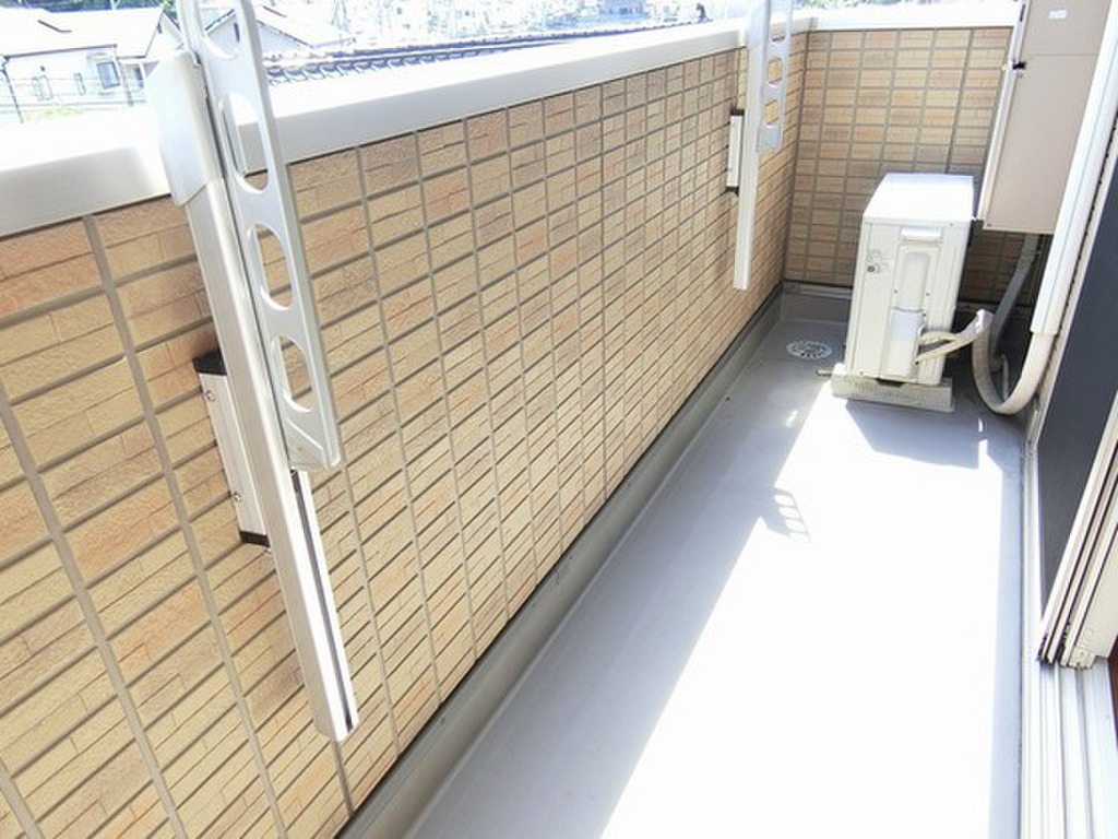 (7/22) バルコニー (7/22) バルコニー