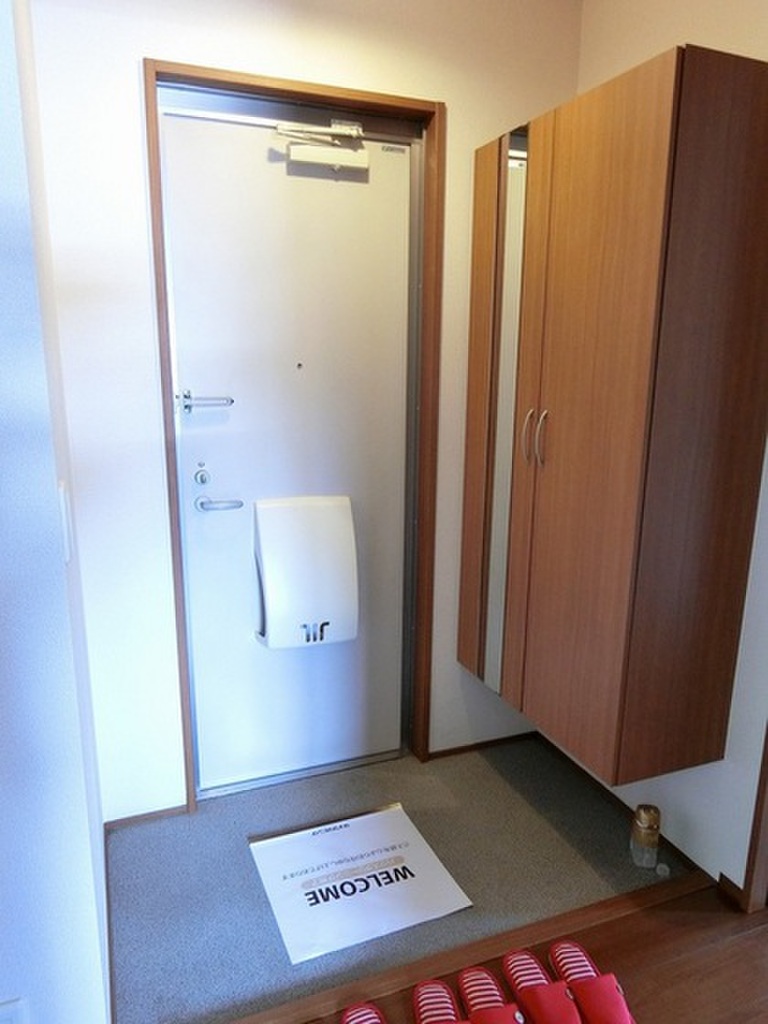 (9/22) 玄関 (9/22) 玄関