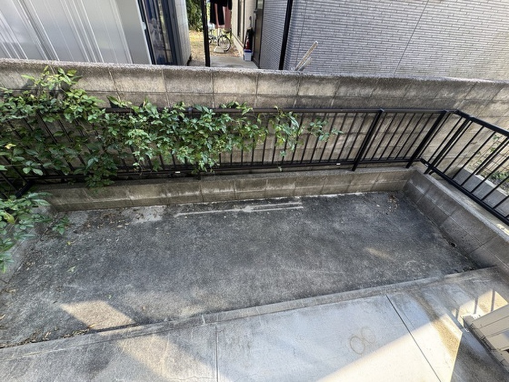 (9/22) バルコニー (9/22) バルコニー