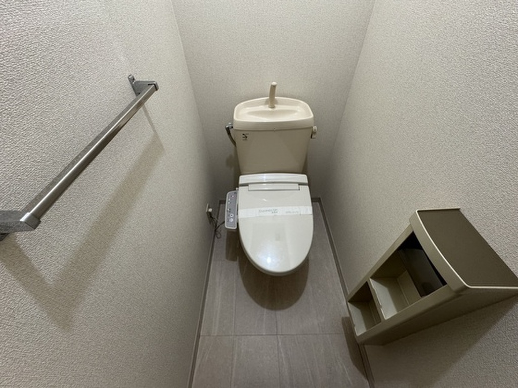 (5/22) トイレ (5/22) トイレ