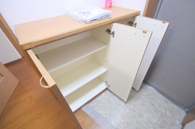 ネオスA館