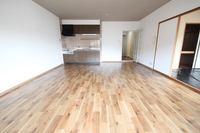 二勝BLDG8
