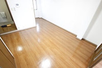 ロイヤルタムラバラ館