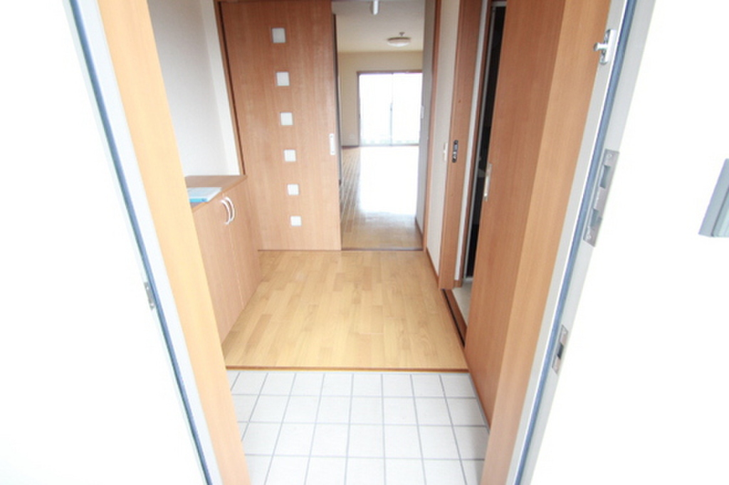 (7/17) 玄関 (7/17) 玄関