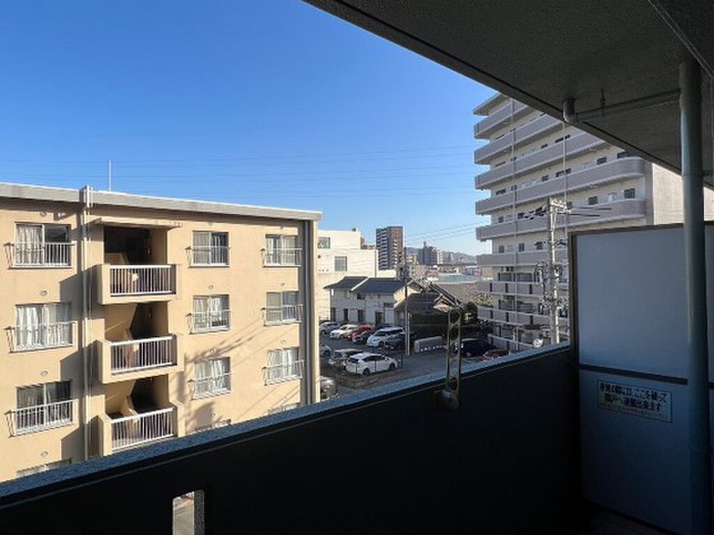 (4/23) 眺望 (4/23) 眺望