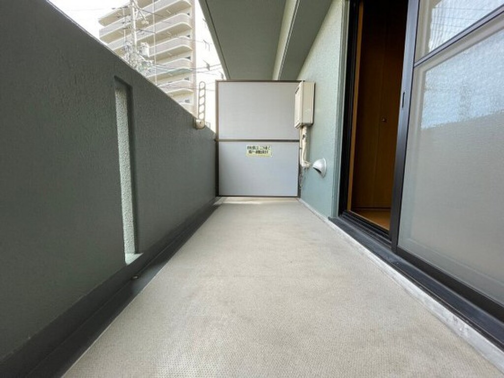 (13/23) バルコニー (13/23) バルコニー