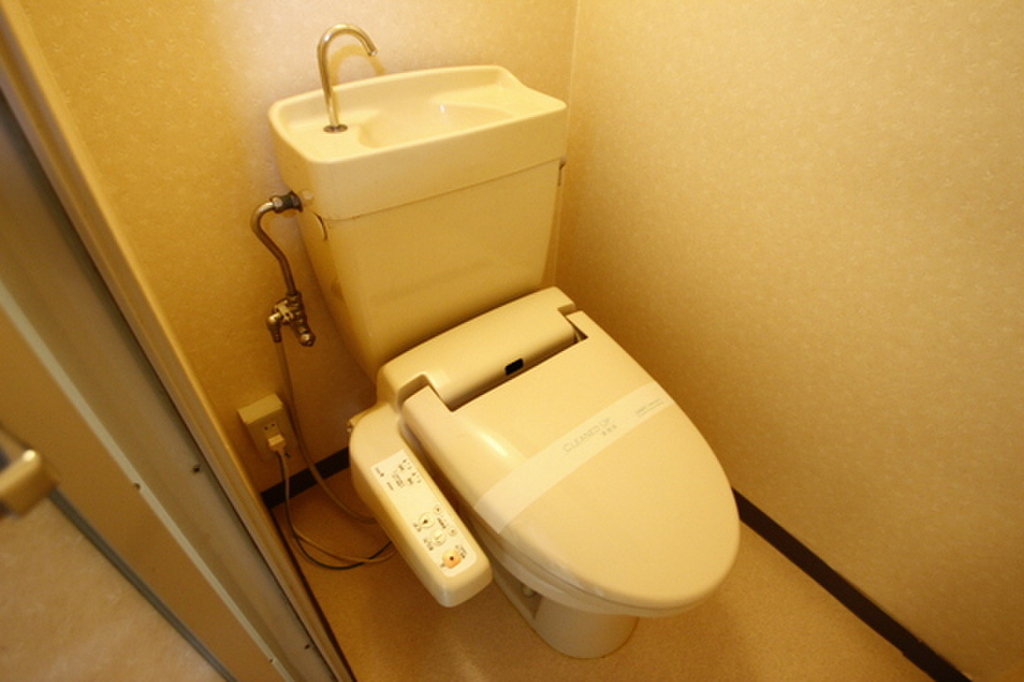 (5/21) ※別号室の写真です