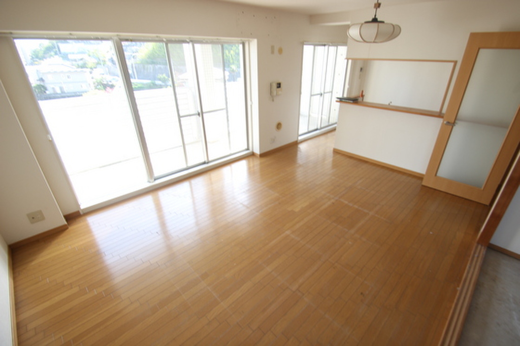 (2/20) 居室・リビング (2/20) 居室・リビング