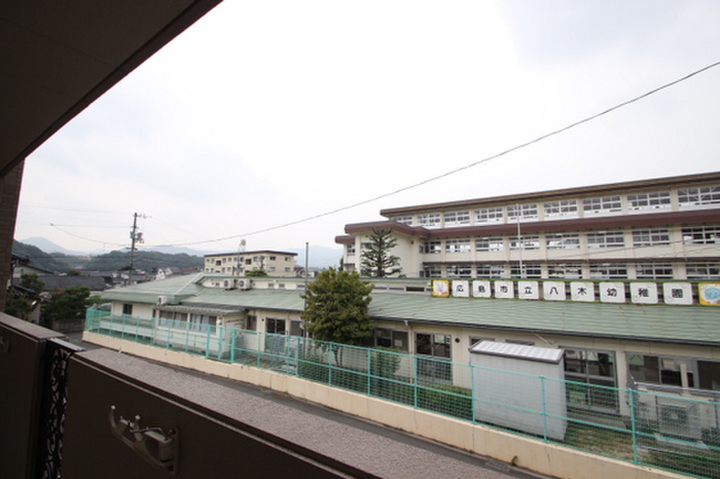 (13/22) 眺望 (13/22) 眺望