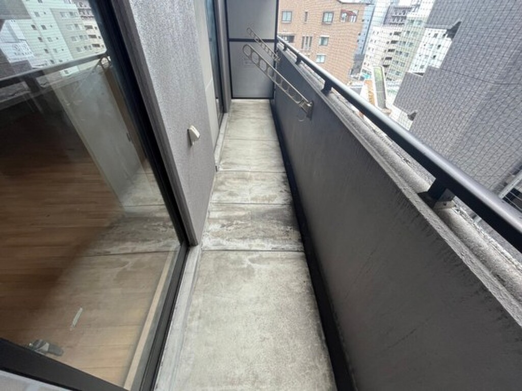 (2/22) バルコニー (2/22) バルコニー