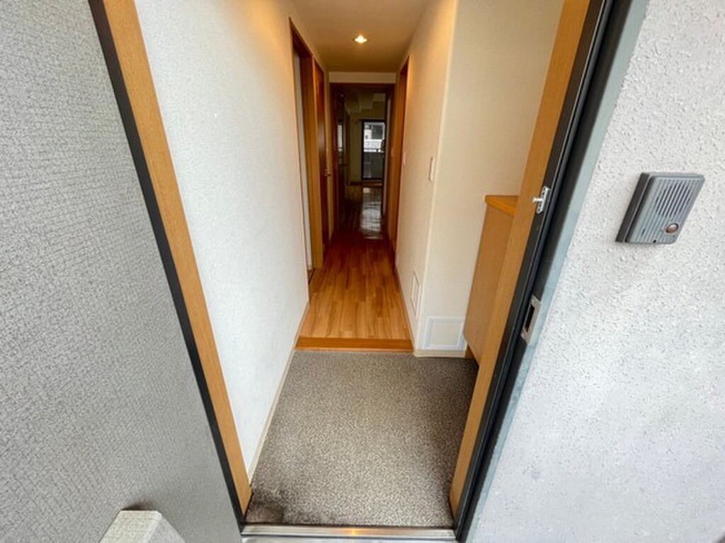 (9/22) 玄関 (9/22) 玄関