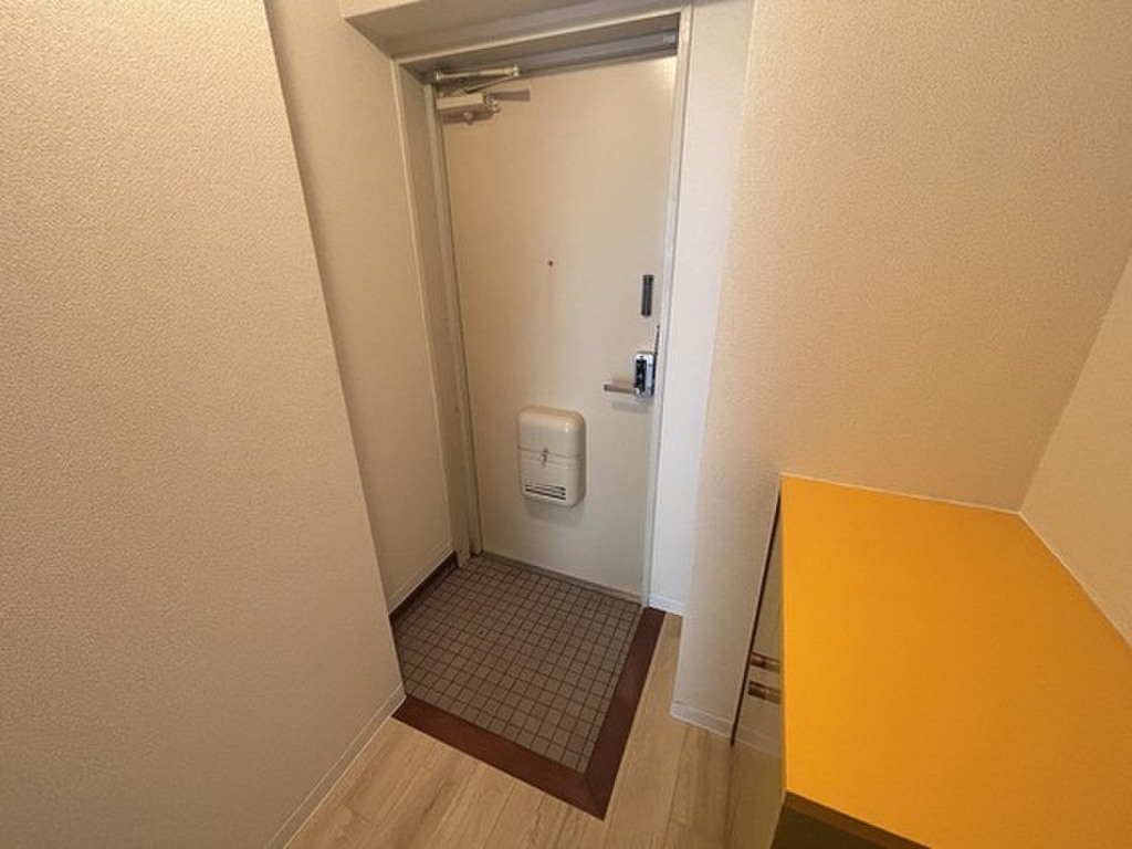 (11/23) 玄関 (11/23) 玄関