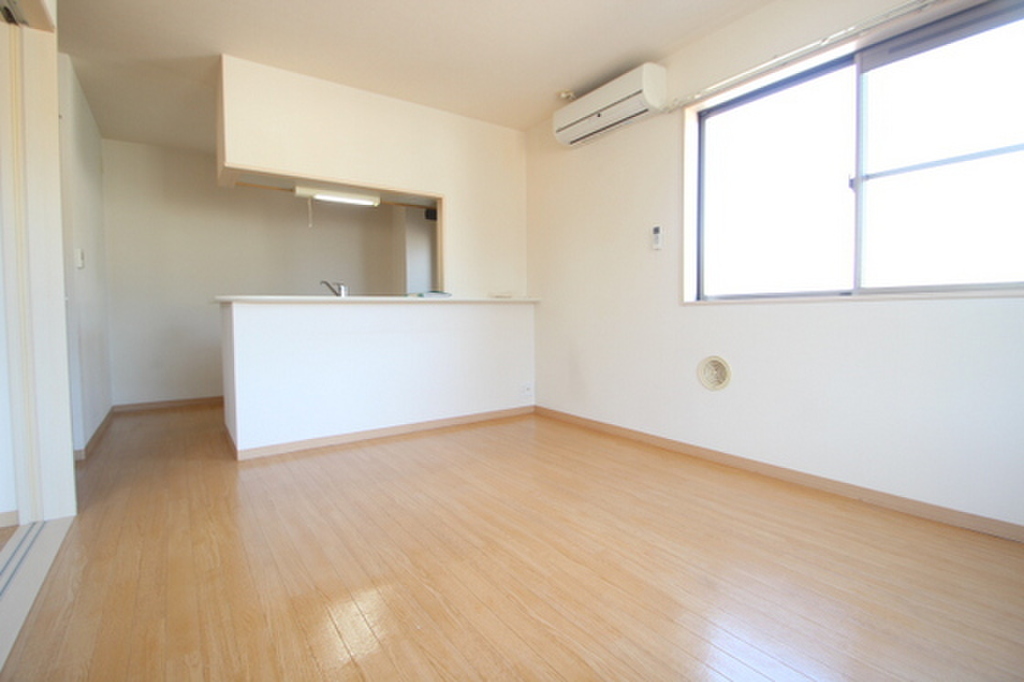 (1/22) 居室・リビング