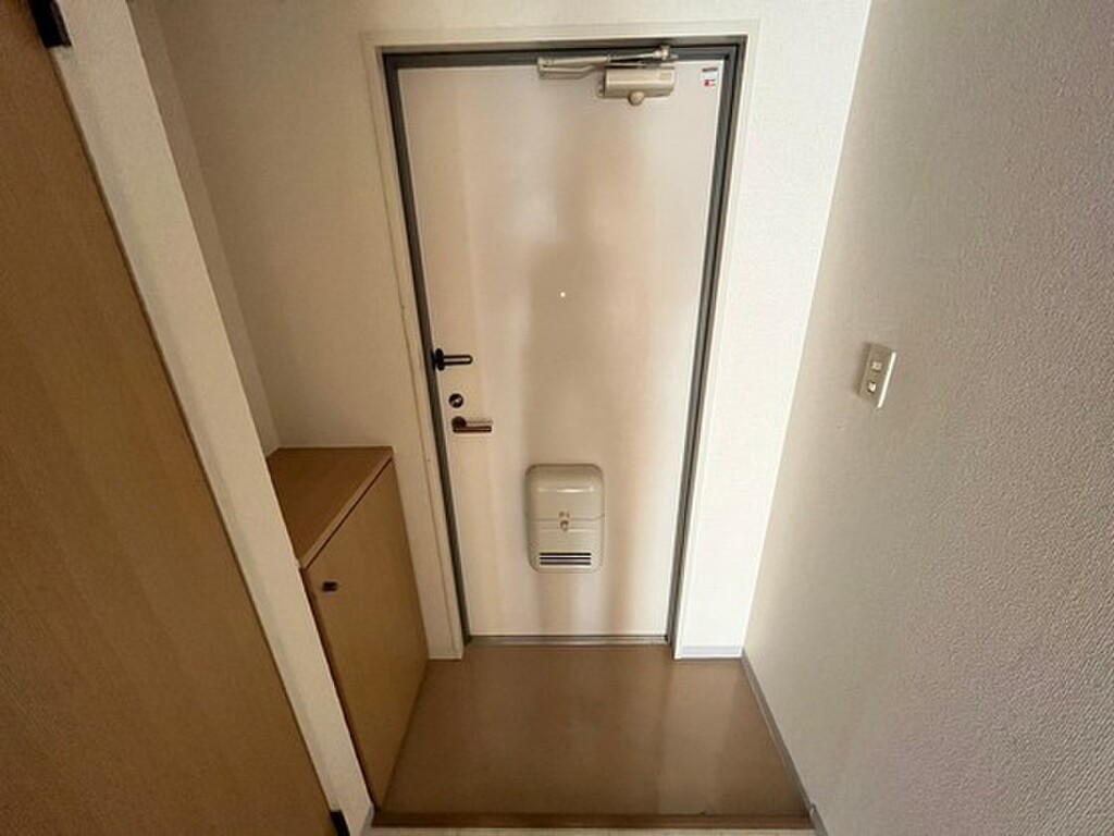 (8/21) ※別室の写真です (8/21) ※別室の写真です