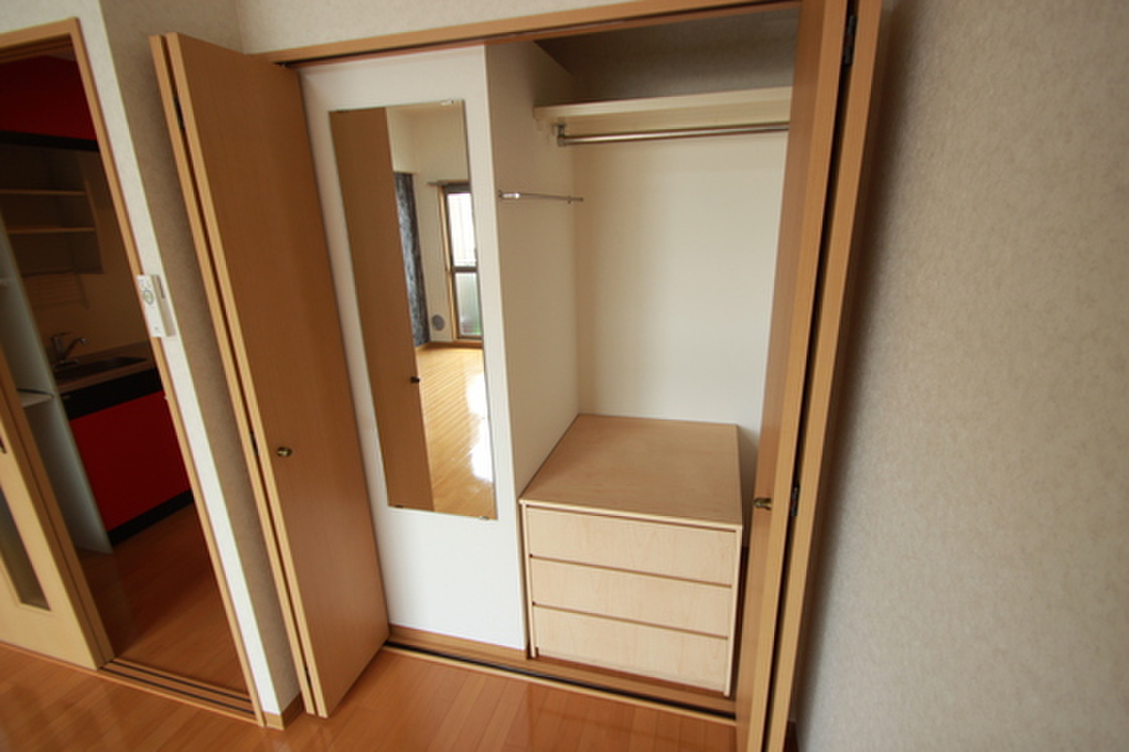 (8/28) 姿見付クローゼット (8/28) 姿見付クローゼット