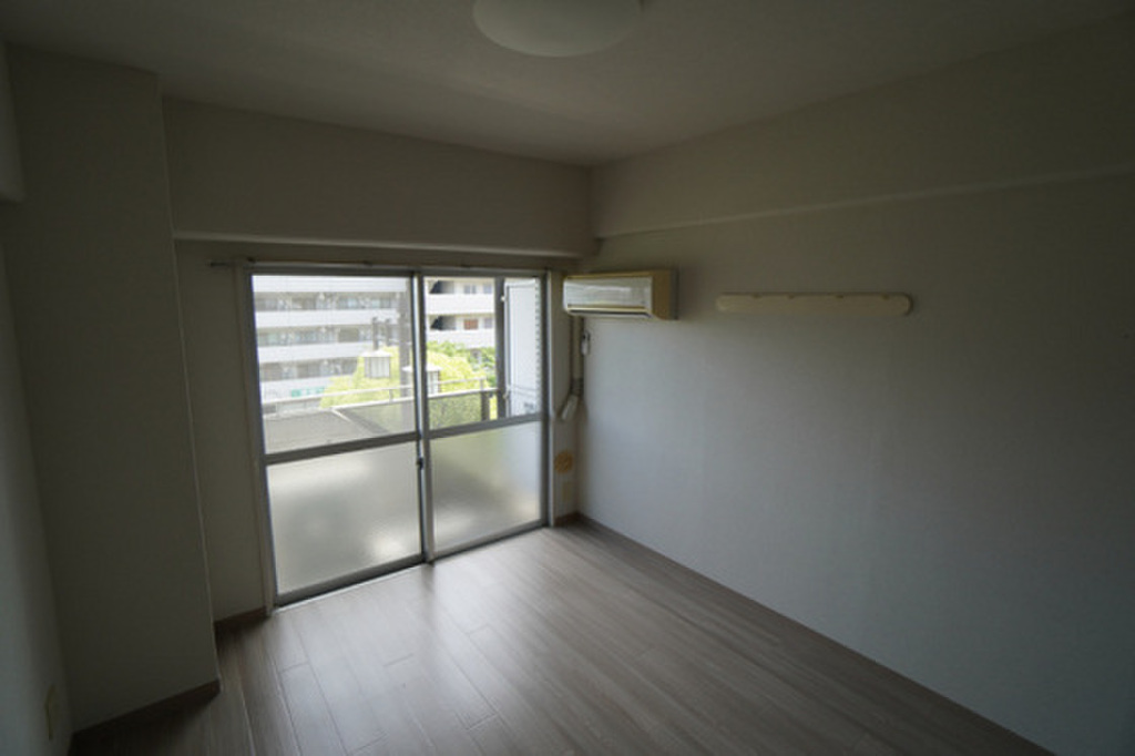 (2/20) 居室・リビング (2/20) 居室・リビング