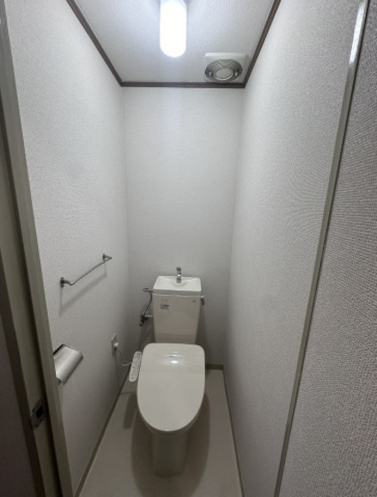 (5/22) トイレ (5/22) トイレ